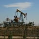 Los precios del petróleo suben más de un 3% por tensiones en Oriente Medio