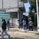 En medio de quejas de moradores, autoridades retiraron cerramientos en Socio Vivienda 2 para ‘recuperar espacios’