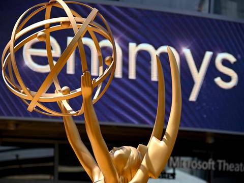 Postergan los premios Emmy debido a la huelga de guionistas y actores que continúa sin solución