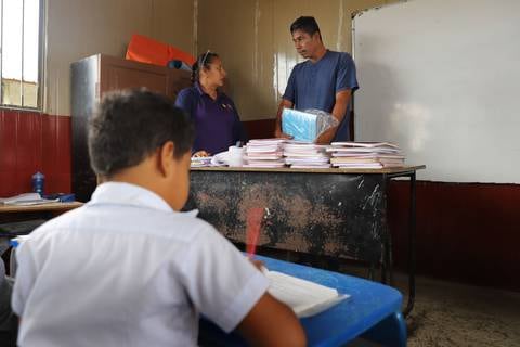 ¿Cuál es la nueva empresa que dará la alimentación escolar en 11 provincias de Ecuador? 