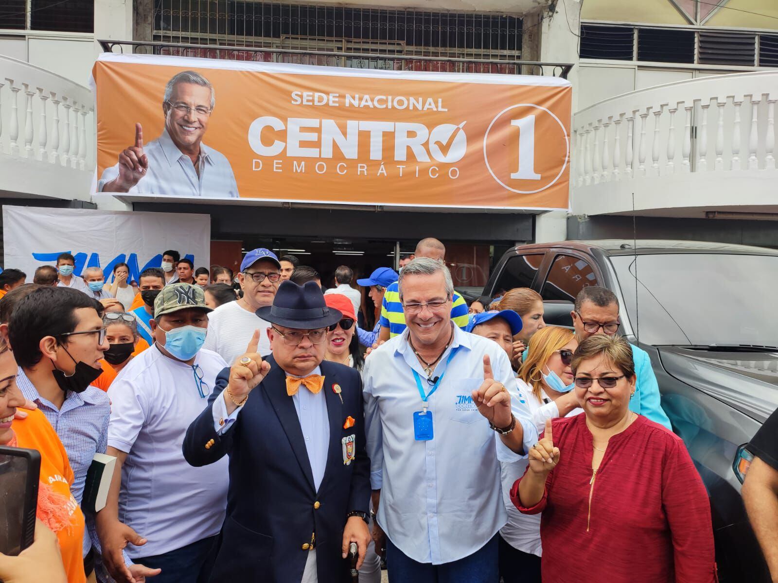 Jimmy Jairala es elegido candidato a la Alcaldía de Guayaquil por Centro Democrático y Héctor Vanegas para la Prefectura del Guayas