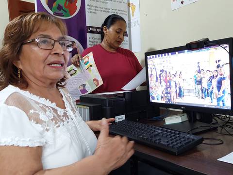 ‘Desde la pandemia ya no quieren afiliar al IESS’, se quejan trabajadoras remuneradas del hogar: en Ecuador 293.000 mujeres se dedican a esta labor