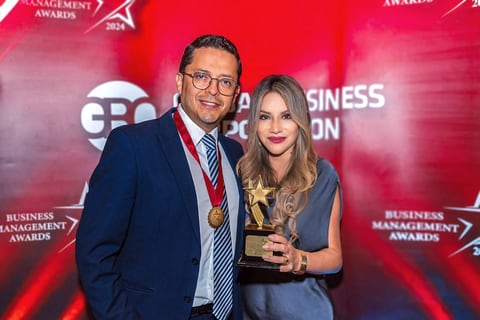 Agencia ecuatoriana es premiada como la más innovadora en los Business Management Awards 2024