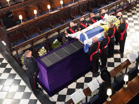 Finaliza el funeral del duque de Edimburgo en la capilla de San Jorge, Windsor