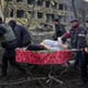 Al menos 17 heridos se reportan tras bombardeo en hospital pediátrico en Ucrania