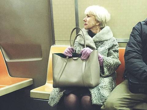 Helen Mirren viajó en el metro
