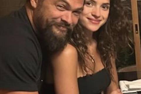 Jason Momoa en una nueva relación con Adria Arjona, hija mayor de Ricardo Arjona:  Otra increíble aventura con mi amor 
