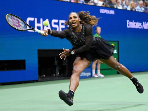 Serena Williams superó a Anett Kontaveit y avanzó a la tercera ronda del US Open