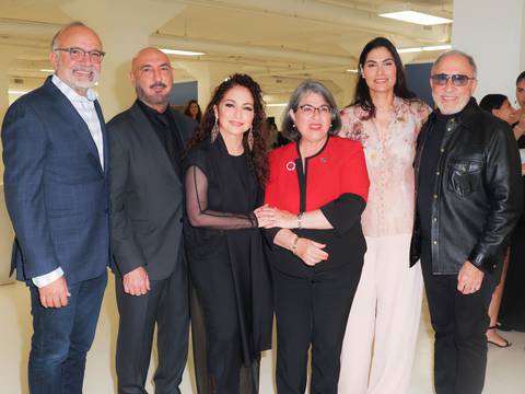 Gloria Estefan y otros artistas y ejecutivos piden que Miami sea sede del Latin Grammy