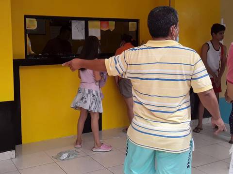 Individuo se sustrajo 5.700 dólares de entidad de servicios financieros en El Carmen, Manabí