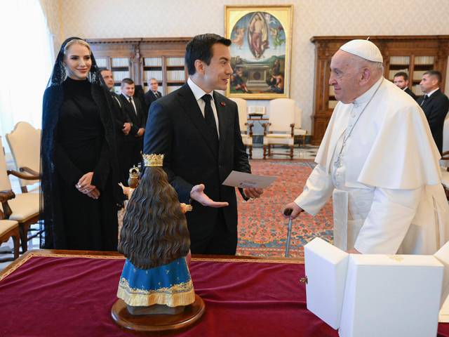Daniel Noboa se reunió con el papa Francisco en el Vaticano, durante su viaje oficial por Europa