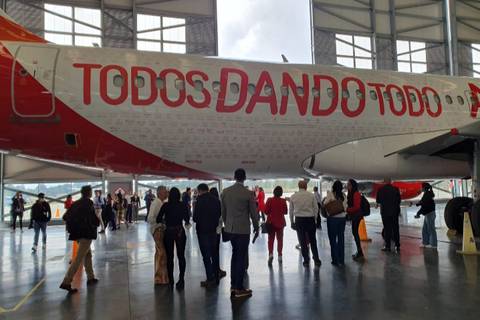 En un mes, cerca de 4.000 pasajeros han llegado a Medellín, Colombia, con vuelos directos desde Quito