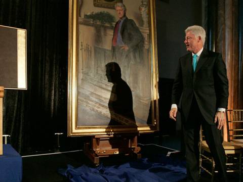 La sombra de Monica Lewinsky está en un retrato de Bill Clinton