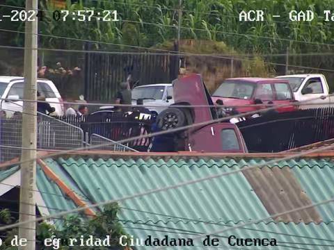 Una mujer fallecida y cuatro heridos en siniestro de tránsito en la Y de Tarqui, en Cuenca