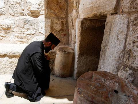 El coronavirus aleja a los peregrinos ortodoxos de la Pascua en Jerusalén