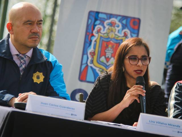 ‘Nosotros no hacemos los operativos de manera deliberada’, dice supervisora de la AMC sobre retiro de productos de vendedores en Quito