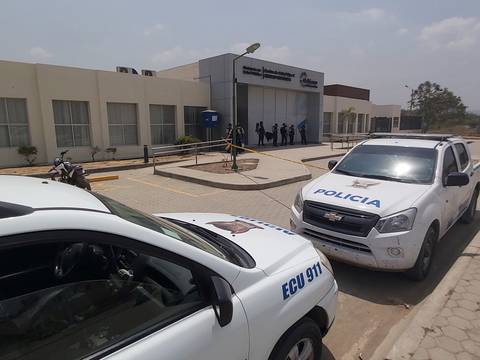 Antisociales dispararon y amenazaron de muerte a médicos para que ‘salvaran’ a un baleado en centro de salud Ciudad Victoria