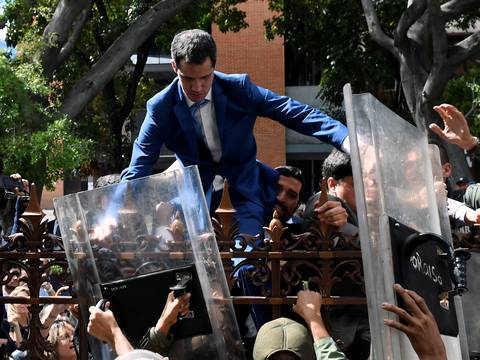 Varios países desconocen a rival de Juan Guaidó como presidente del Parlamento de Venezuela