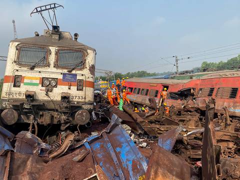 “Quiero olvidar las escenas”, dice superviviente de choque de trenes en India que deja más de 280 muertos