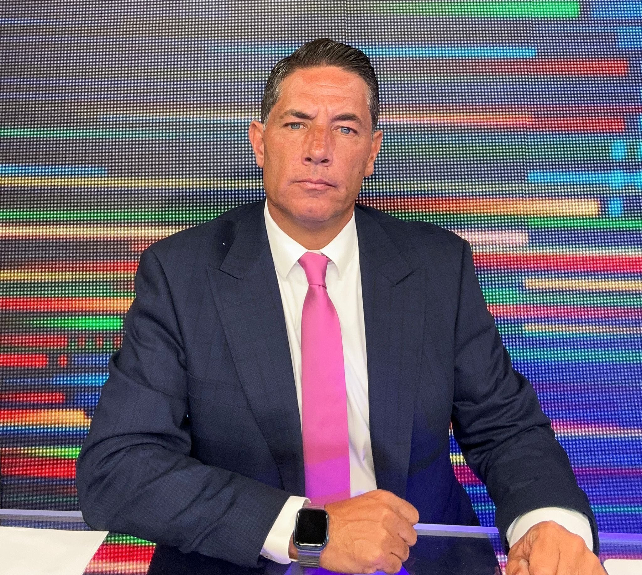 Fernando del Rincón habla de su esposa Jullye Giliberti, su vida familiar y  su autobiografía, dedicada a los que le enseñaron el oficio de periodista |  Gente | Entretenimiento | El Universo