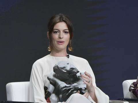 La actriz Anne Hathaway se pronuncia sobre problemas de fertilidad