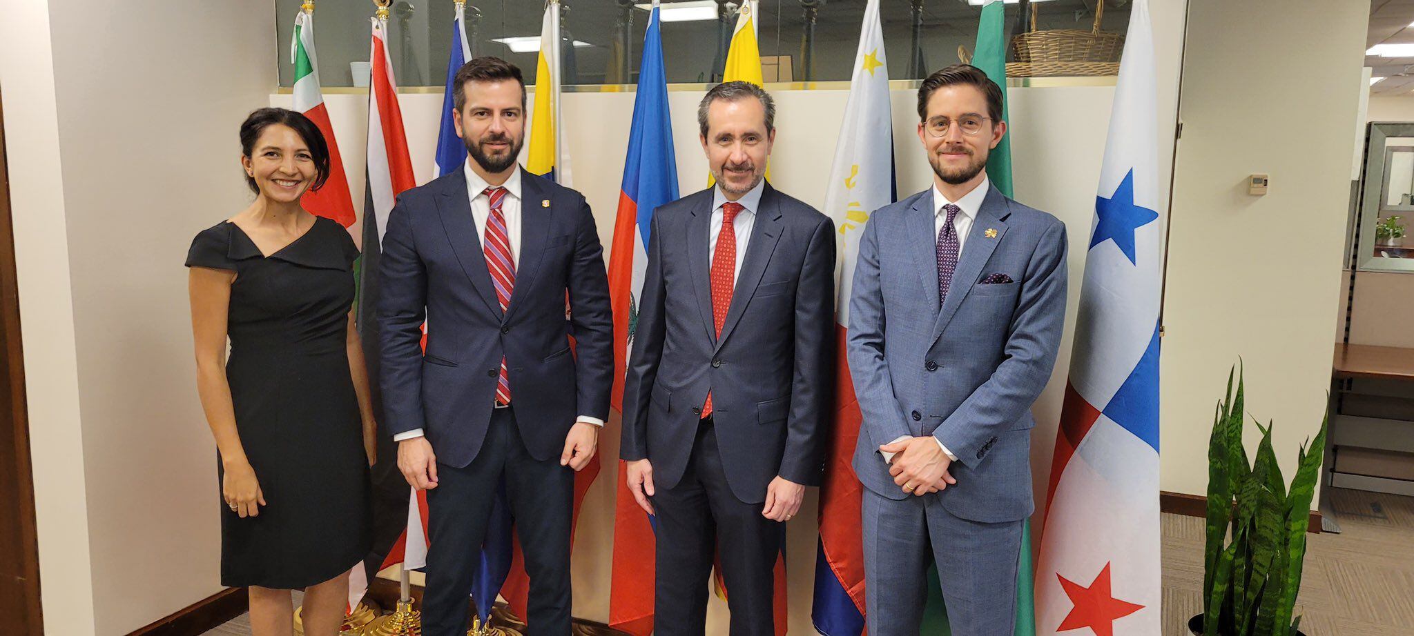 Ministro de Economía concluyó visita a multilaterales buscando fortalecer apoyo internacional