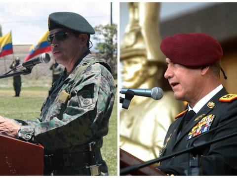 Rafael Correa reemplaza al comandante del Ejército