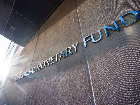 El Fondo Monetario dibuja un escenario económico global muy adverso y no descarta caer en recesión