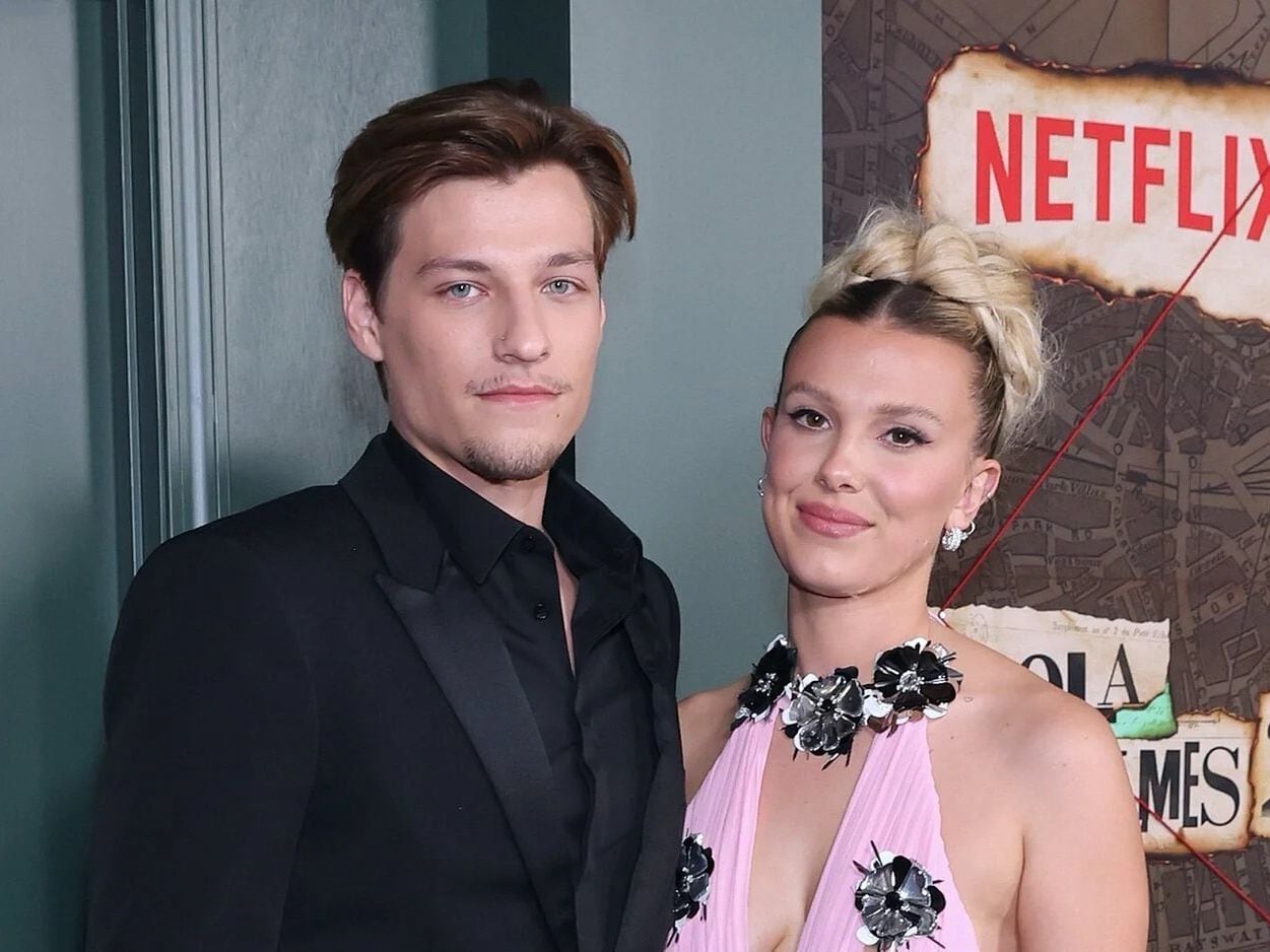 Se casa Millie Bobby Brown, la actriz de ‘Stranger Things’ se compromete a los 19 años con el hijo de Jon Bon Jovi
