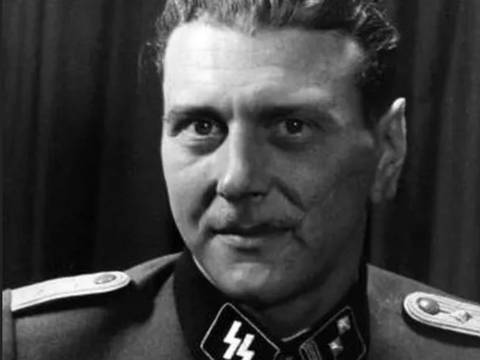 ‘Caracortada’: el soldado favorito de Adolf Hitler que fue considerado el más temido de Europa y que se hizo millonario en España