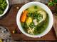 Así se prepara la sopa quemagrasas rica en potasio y vitamina C que ayuda a bajar de peso en una semana