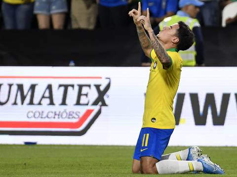 Brasil logra triunfo y acaba con su mala racha 