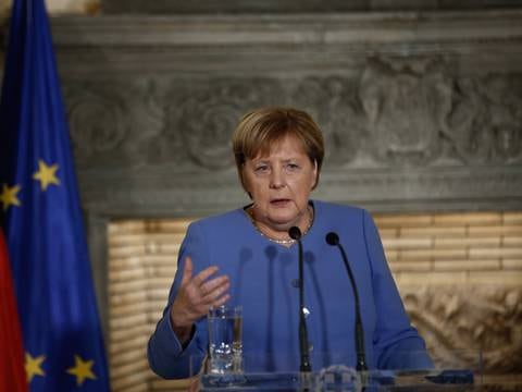 Angela Merkel está “preocupada” por alza de casos de COVID-19 en Alemania