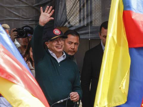 Gustavo Petro asegura que se prepara un golpe de Estado en su contra
