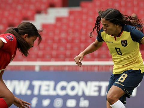 Tricolor femenina cae ante Panamá en debut del técnico Eduardo Moscoso