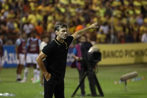 ‘Viví momentos feos en Barcelona SC’, revela Fabián Bustos, sobre su experiencia en el club guayaquileño