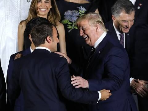 Donald Trump muestra camaradería con los líderes del G20