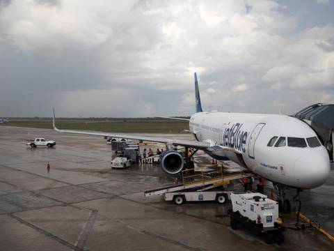 Ocho personas de vuelo Guayaquil-Fort Lauderdale fueron hospitalizadas tras fuerte turbulencia