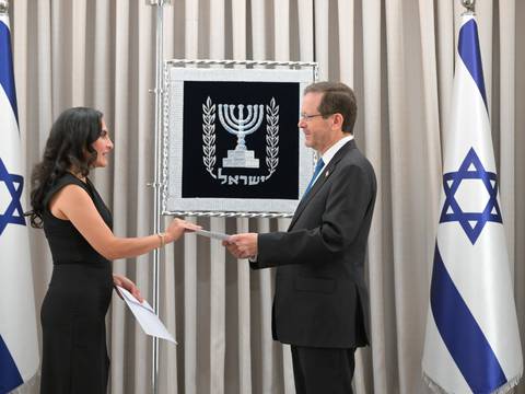 Verónica Abad solo podrá tener hasta tres personas en su equipo en Israel que serán nombradas por la Cancillería