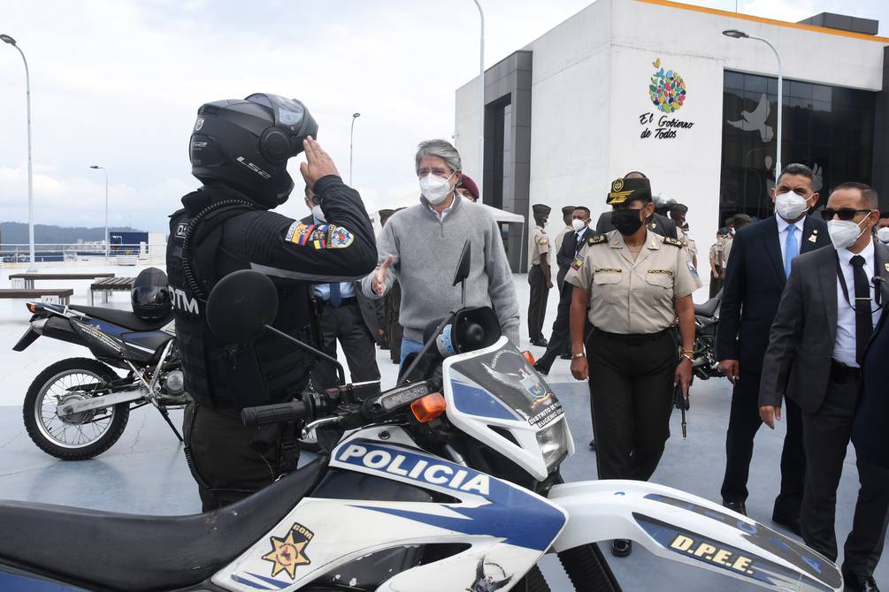 Exception: Guillermo Lasso tells police that the government supports them and accepts their legal protection Politics |  News