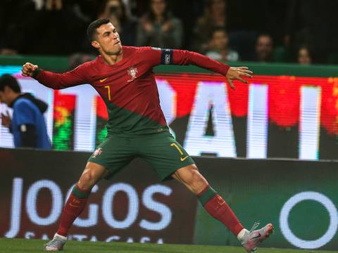 Cristiano Ronaldo, máximo goleador en la historia con selecciones con doblete en triunfo de Portugal sobre Liechtenstein por la clasificación a la Euro 2024