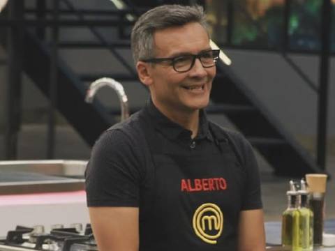 Gritando ‘¡goooool!’ Alberto abandona ‘MasterChef Celebrity Ecuador’ en la segunda noche de eliminación