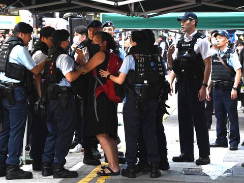 En aniversario de Tiananmen detienen a figuras prodemocracia de Hong Kong