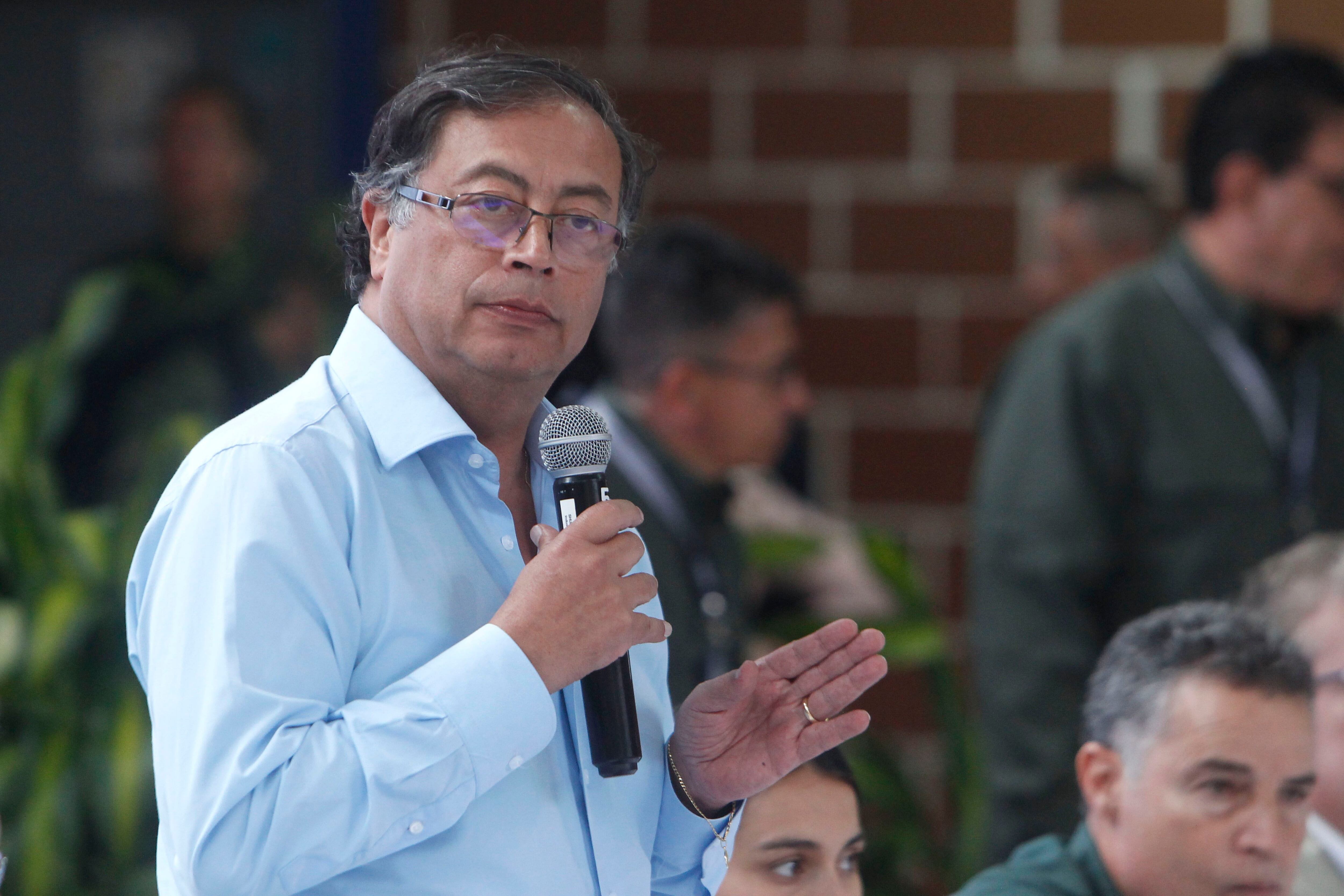 La gasolina podría costar el doble en Colombia, de acuerdo al anuncio de Gustavo Petro