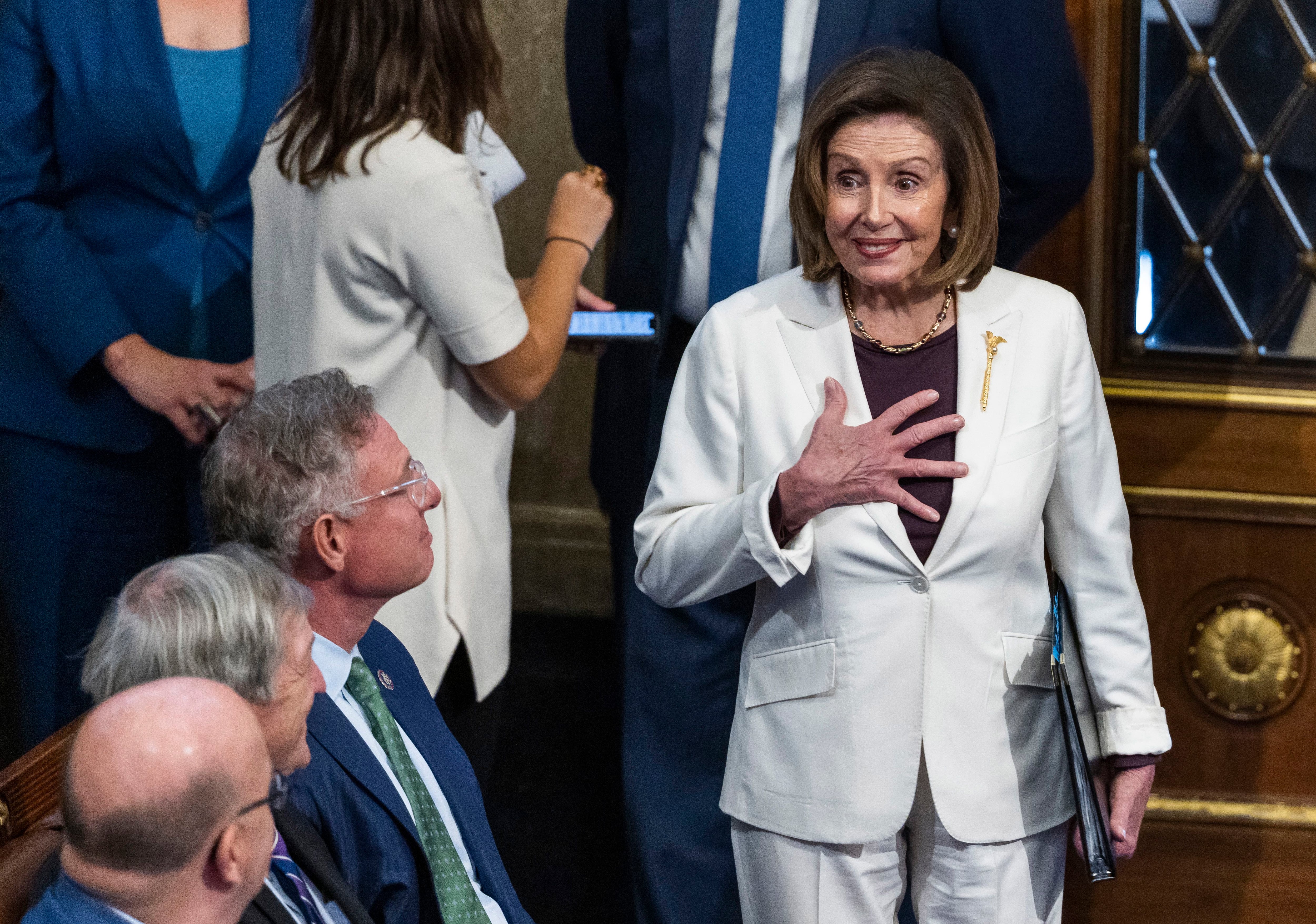Nancy Pelosi, la primera mujer presidenta de la Cámara de Representantes de Estados Unidos, dice que renunciará como líder demócrata