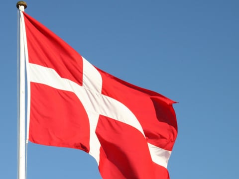 Dinamarca legalizará el aborto para adolescentes desde los 15 años sin consentimiento paterno