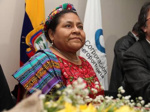 Rigoberta Menchú destaca ‘lucha incansable’ de Juan Manuel Santos