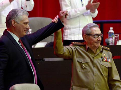 El presidente cubano, Miguel Díaz-Canel, es elegido como líder del PCC en reemplazo de Raúl Castro
