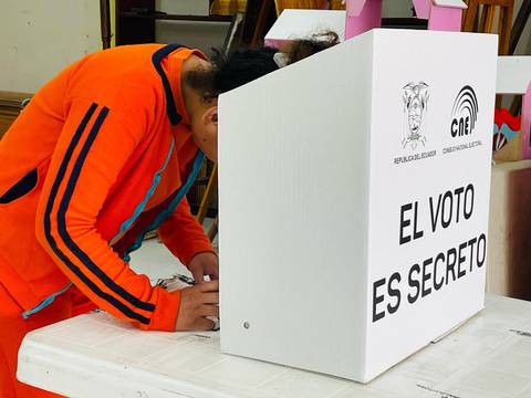 Cuatro firmas calificadas para realizar exit poll en la consulta popular y referéndum confirmaron que no harán encuestas a boca de urna