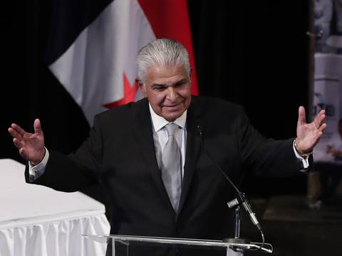 Presidente electo de Panamá promete deportar a los migrantes que crucen la selva del Darién
